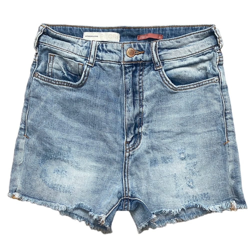 Women’s distressed jean shorts. Size 25. EXCELLENT CONDITION!!